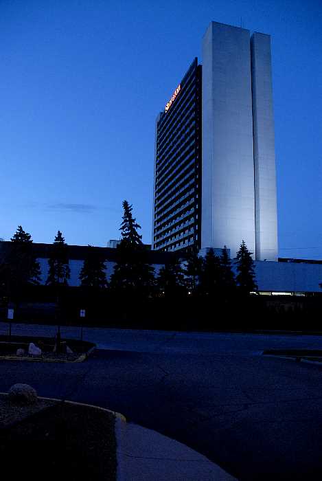 Sheraton Bloomington
as seen from the Hotel Sofitel