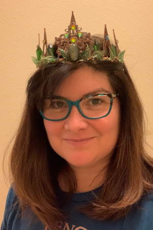 Photo of Sara Felix with a tiara